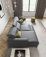 Модел Gareth. Le Comfort, Италия. Модерен италиански модулен диван с текстилна или кожена тапицерия. Луксозна италианска мека ме