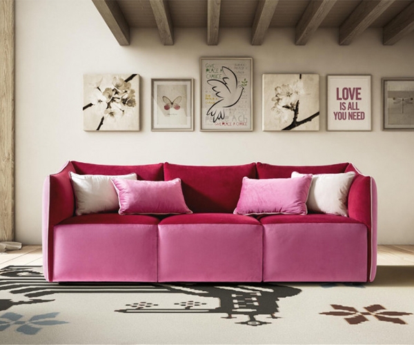 Kubik, Le Comfort. Модерна италианска мека мебел - двойка, тройка, прав, ъглов, с текстилна или кожена тапицерия.