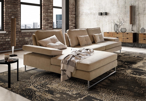 Модел Luis. Le Comfort, Италия. Модерен италиански диван с релакс механизми. Луксозна италианска мека мебел - прави, ъглови, дво