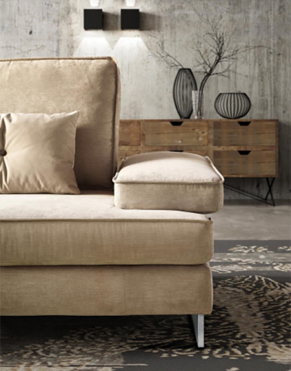 Модел Luis. Le Comfort, Италия. Модерен италиански диван с релакс механизми. Луксозна италианска мека мебел - прави, ъглови, дво