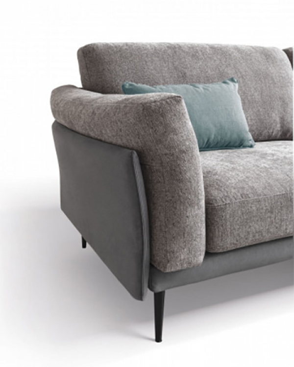 Модел Nicole. Le Comfort, Италия. Модерен италиански модулен диван с изцяло сваляща се текстилна тапицерия. Луксозна италианска 