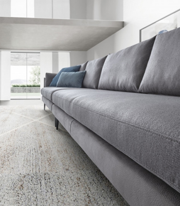 Модел Ralph. Le Comfort, Италия. Модерен италиански модулен диван с изцяло сваляща се текстилна тапицерия. Луксозна италианска м