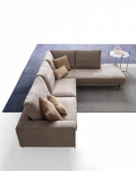 Модел Voyage. Le Comfort, Италия. Луксозна италианска модулна мека мебел с текстилна тапицерия. Модерно италианско обзавеждане з