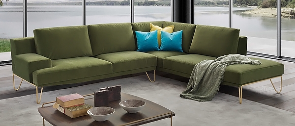 Модел Arlon, производител Musa, Италия. Луксозна италианска мека мебел. Модерни италиански прави или ъглови дивани, кресла, лежа