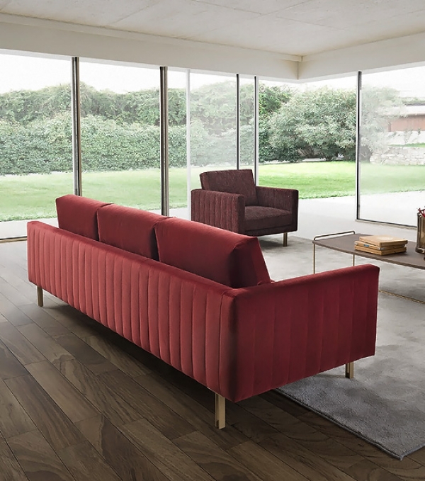 Модел Atelier, производител Musa, Италия. Луксозна италианска мека мебел. Модерни италиански прави или ъглови дивани, кресла, ле