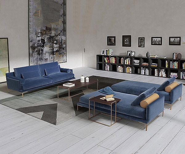 Plugin, Musa. Модерен италиански модулен диван с изцяло сваляща се, текстилна или кожена тапицерия.