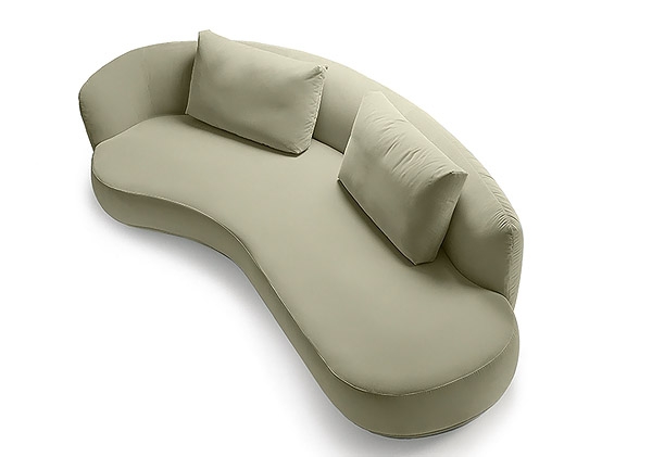 Модел Amalfi. Производител - Nicoline, Италия. Модерен италиански двуместен диван. Луксозна италианска мека мебел - дивани, крес