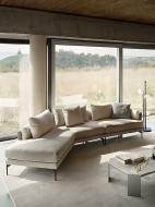 Модел Astedio. Производител - Nicoline, Италия. Луксозна италианска модулна мека мебел. Модерни италиански дивани, кресла, табур