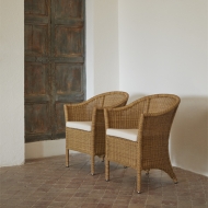 Модел Sagra. Производител Point 1920, Испания. Луксозен градински стол, изработен от висококачествени материали, подходящи за ек