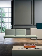 Ìîäåë Armony. Ïðîèçâîäèòåë Quadrifoglio Group, Èòàëèÿ. Ëóêñîçíè èòàëèàíñêè ìîäóëíè ïåéêè. Ìîäåðíî èòàëèàíñêî îáçàâåæäàíå çà îôèñ