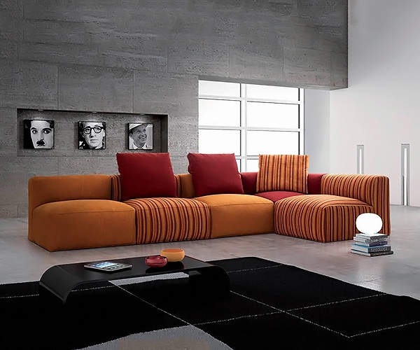 Sense, Samoa. Луксозен италиански модулен диван с разнообразие от елементи - прави, ъглови, двойки, тройки, лежанки и др.