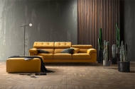 Модел Step Special. Производител Samoa, Италия. Модерен разтегателен италиански диван с релакс механизъм. Висококачествена кожен