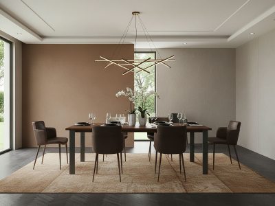 Модел Carol. Производител Sedit, Италия. Луксозен италиански трапезен стол с метална основа и тапицерия от кожа или текстил. Мод