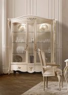Колекция Certosa. Производител Signorini&Coco, Италия. Класически италиански мебели за трапезария от масив - трапезни маси, стол