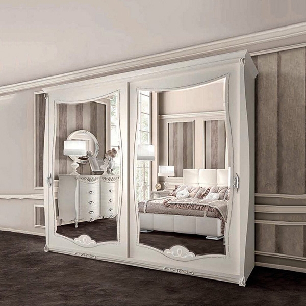 Êîëåêöèÿ Naxos, Signorini&Coco. Ëóêñîçíà èòàëèàíñêà êîðïóñíà ìåáåë çà ñïàëíÿ ñ êëàñè÷åñêè äèçàéí.