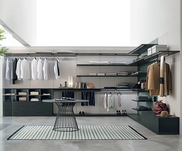 Practical 01, Tomasella. Ìîäåðíè èòàëèàíñêè ìîäóëíè ìåáåëè çà ãàðäåðîáíî ïîìåùåíèå.