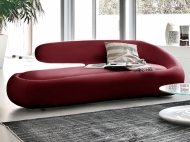 Модел Duny. Производител Tonin Casa, Италия. Елегантен италиански диван с кожена тапицерия. Луксозна италианска мека мебел - пра