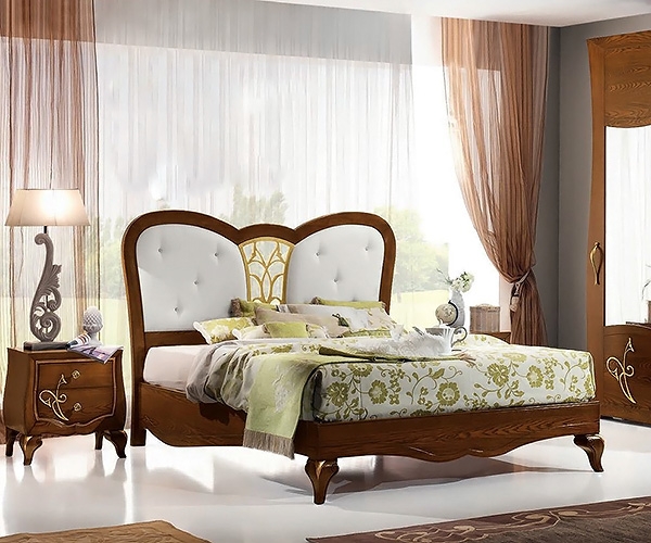 Chantal I, Vaccari Cav. Giovanni. Âèñîê êëàñ èòàëèàíñêà ñïàëíÿ ñ êëàñè÷åñêè äèçàéí.