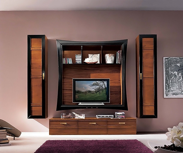 Êîëåêöèÿ Roma III, Vaccari Cav. Giovanni. Ëóêñîçíè èòàëèàíñêè ñåêöèè çà äíåâíà â êëàñè÷åñêè ñòèë.