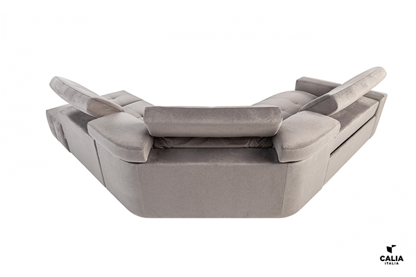  Nicolas.  Calia, .       .    